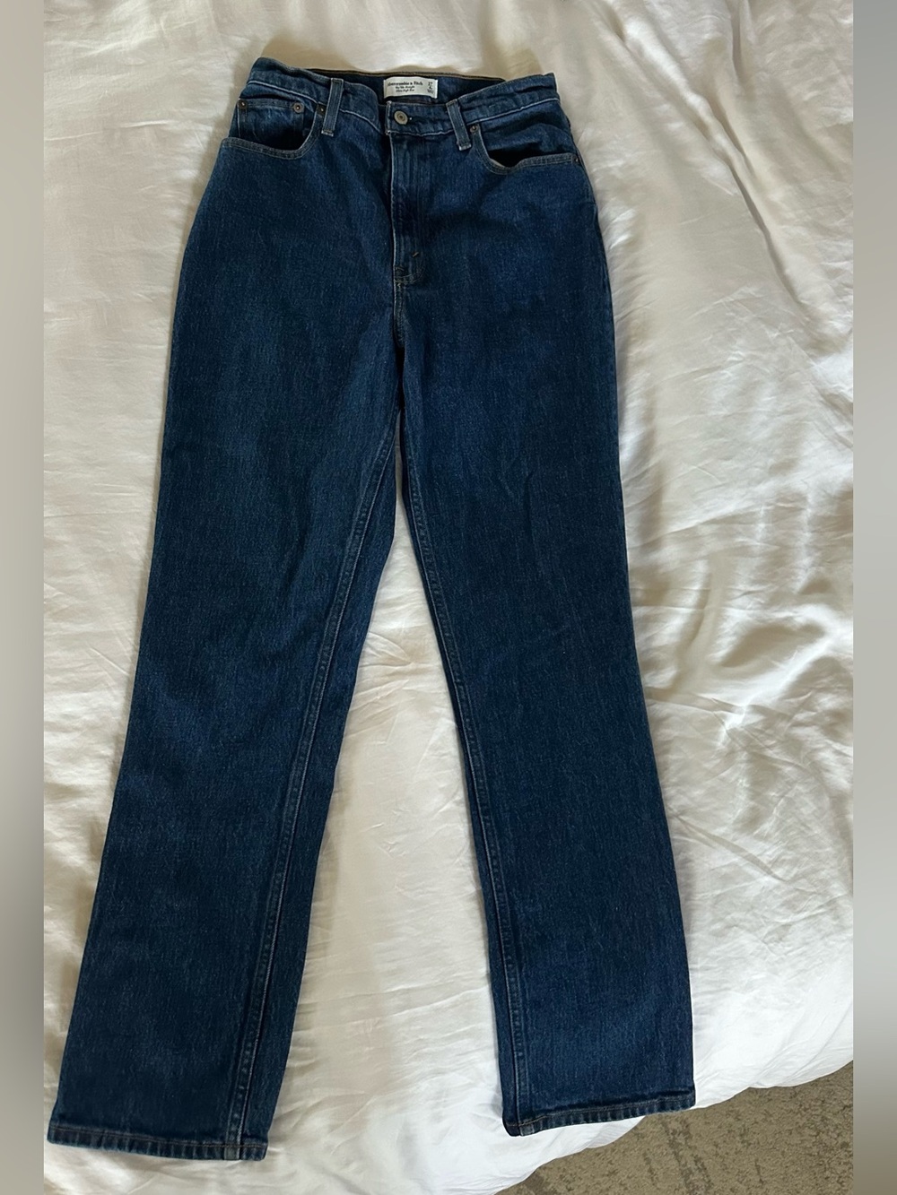 Abercrombie & Fitch Curve Love Dark Blue Straight-Leg Women’s Jeans